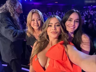 Sofia Vergara / sofiavergara nude photo #2019