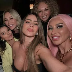 Sofia Vergara / sofiavergara nude photo #2094