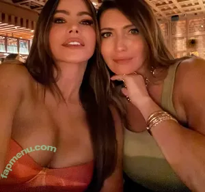 Sofia Vergara / sofia_vergara / sofiavergara nude photo #2638