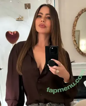 Sofia Vergara / sofia_vergara / sofiavergara nude photo #2705