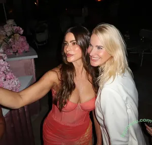 Sofia Vergara / sofiavergara / vergarasofia nude photo #2924