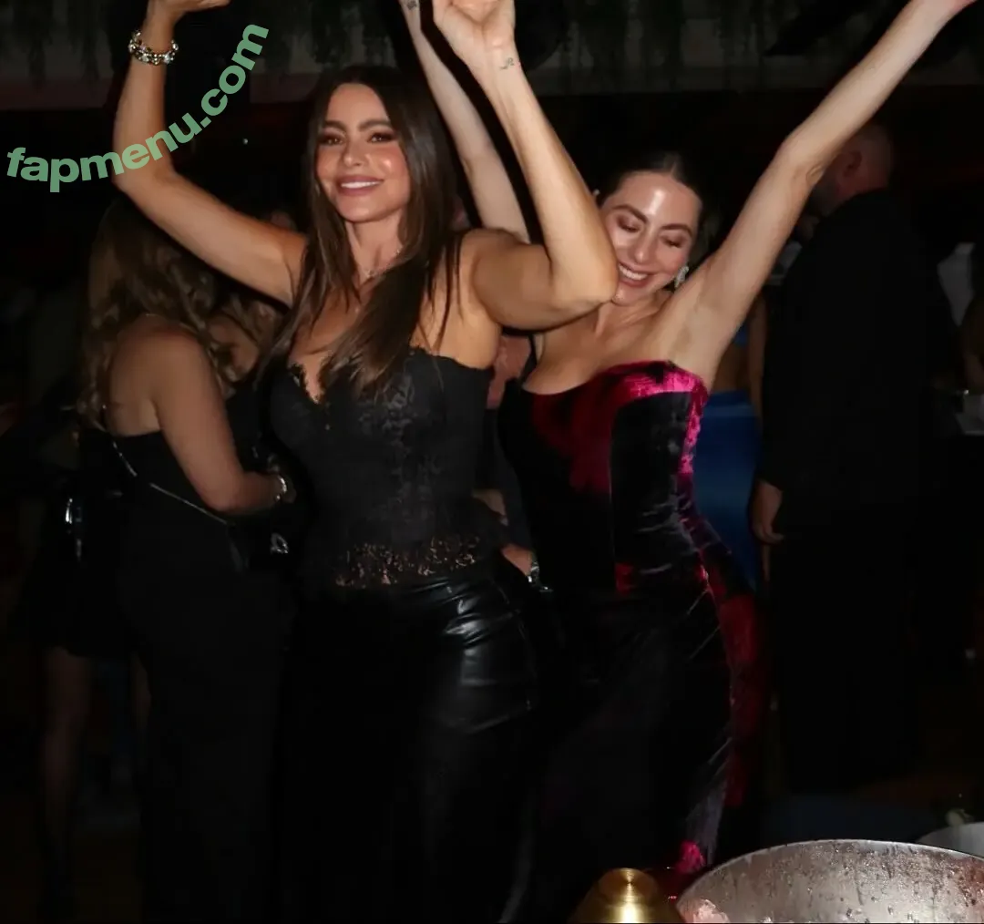 Sofia Vergara nude photo #2907 (sofiavergara / vergarasofia)