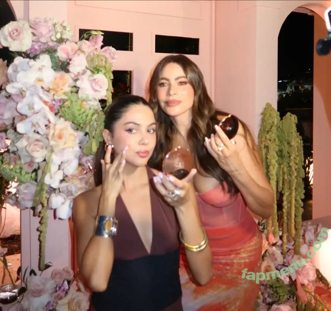 Sofia Vergara nude photo #2919 (sofiavergara / vergarasofia)