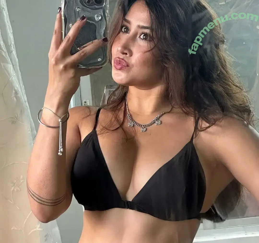 Sofia nude photo #0112 (sofi_juice / sofia99____official / sofiasilk)
