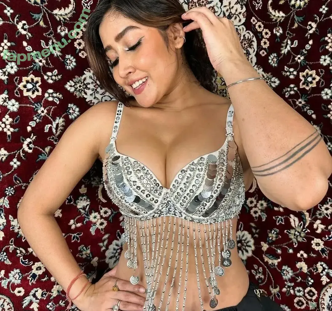 Sofia nude photo #0127 (sofi_juice / sofia99____official / sofiasilk)