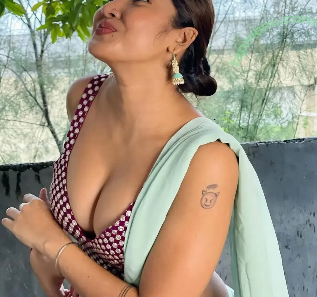 Sofia nude photo #0129 (sofi_juice / sofia99____official / sofiasilk)
