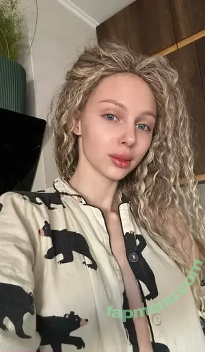 sofiaaamillerrr / sofiaamiller_ nude photo #0005