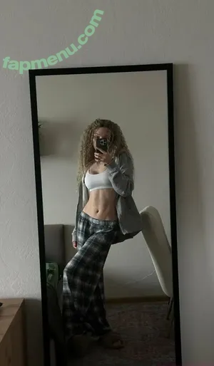 sofiaaamillerrr / sofiaamiller_ nude photo #0011