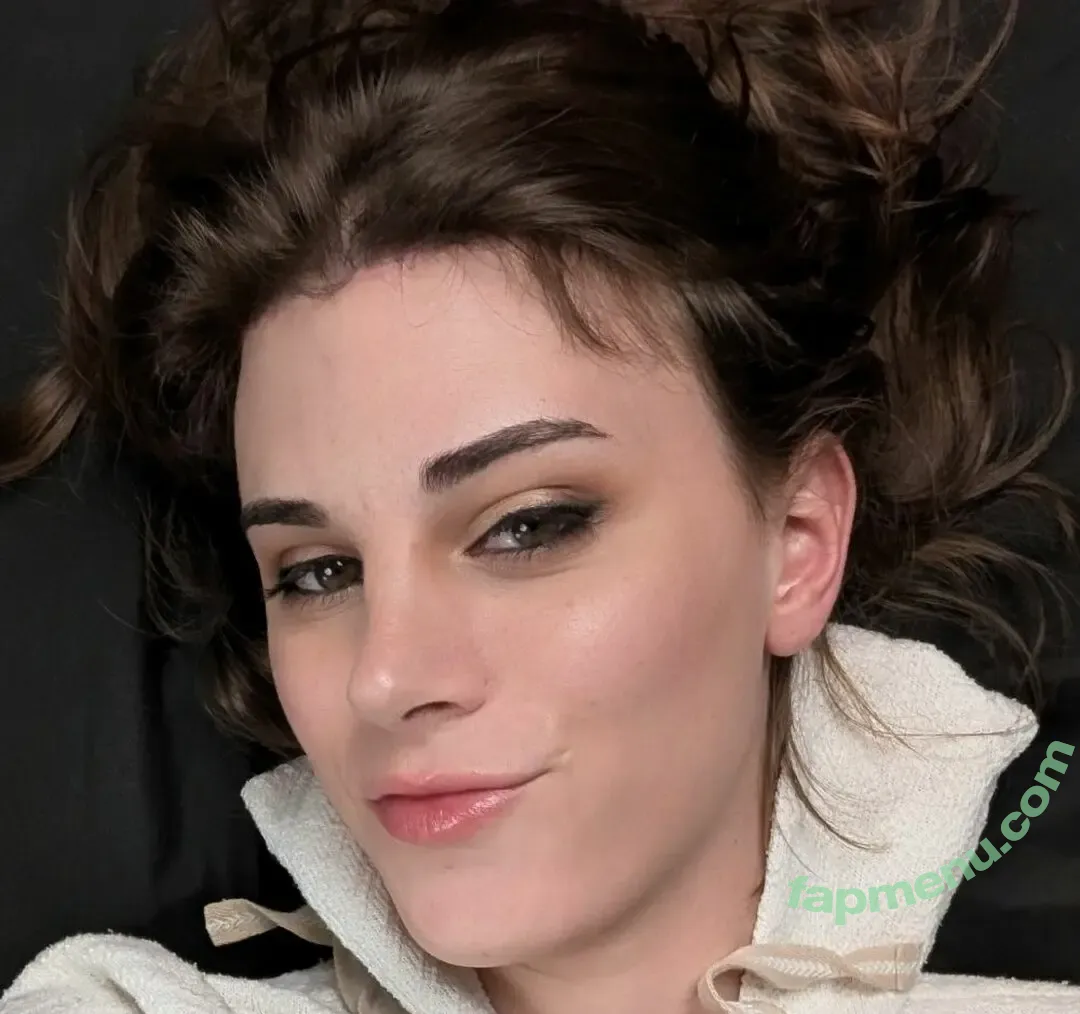 sofiabuffgf nude photo #0002 (sofiabuffgf)