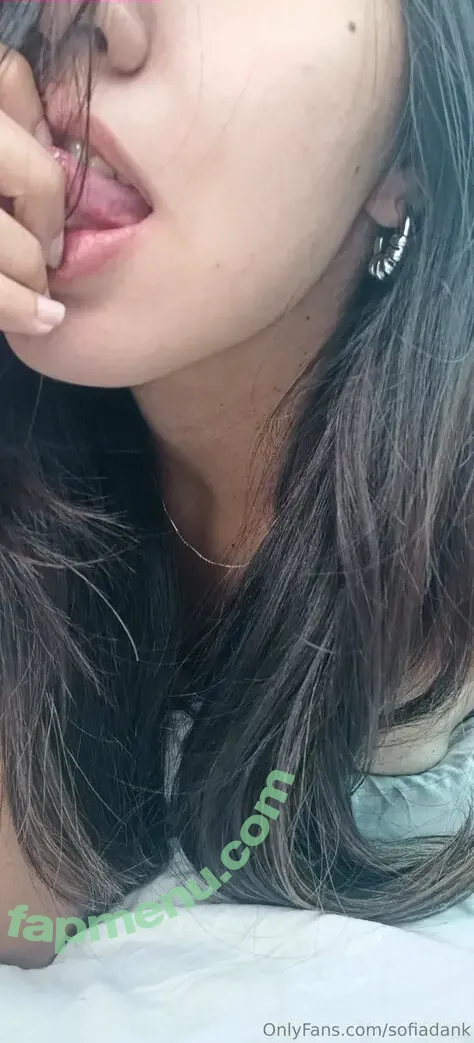 sofiadank nude photo #0029 (reel)
