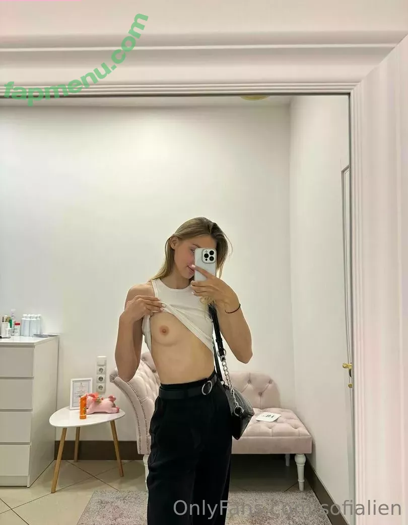 sofialien nude photo #0153 (badsofia)