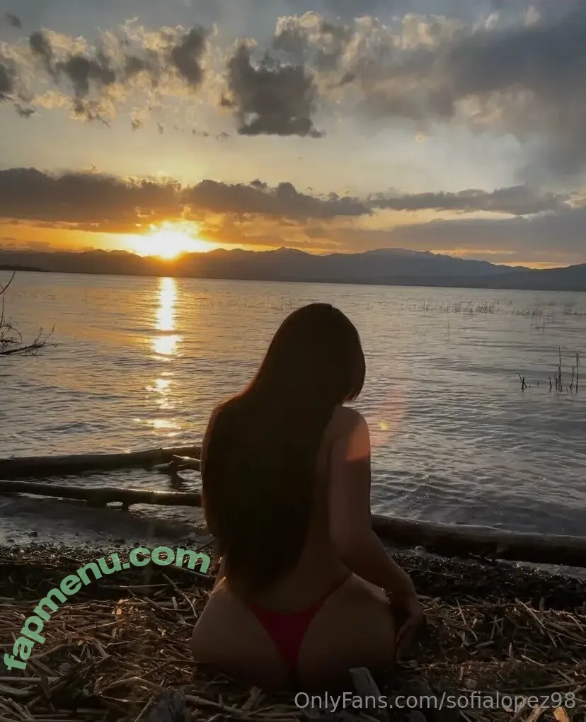 sofialopez98 nude photo #0001 (sofialopez98)