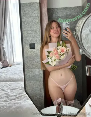 sofiarodriguezofficial / sofiarodriguezoficial__ nude photo #0036