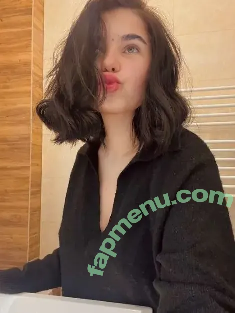 SofiaSun nude photo #0061 (sophiasunnnnnnn)