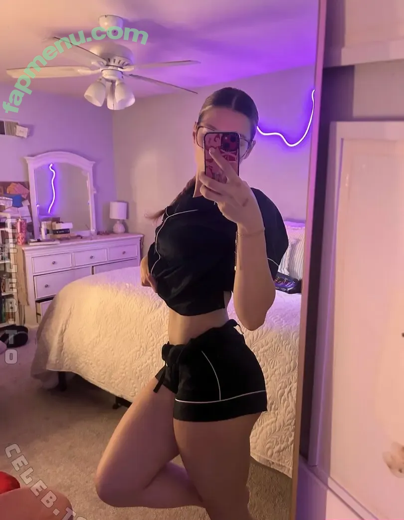 sofiatwinss nude photo #0005 (diezwillinge.angel)