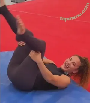Sofie Dossi / sofiedossi nude photo #0456
