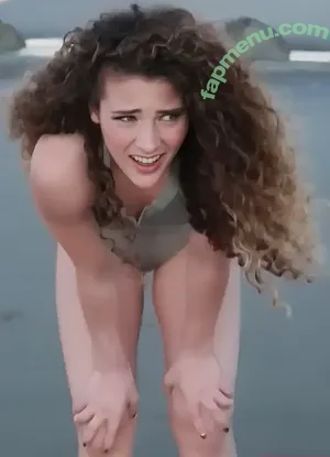 Sofie Dossi / sofiedossi nude photo #0520