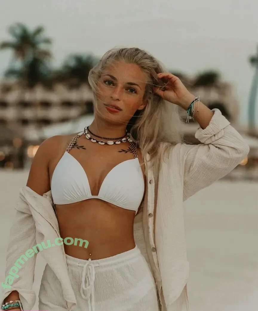 Sofie Richter nude photo #0004 (Sofie Richter)