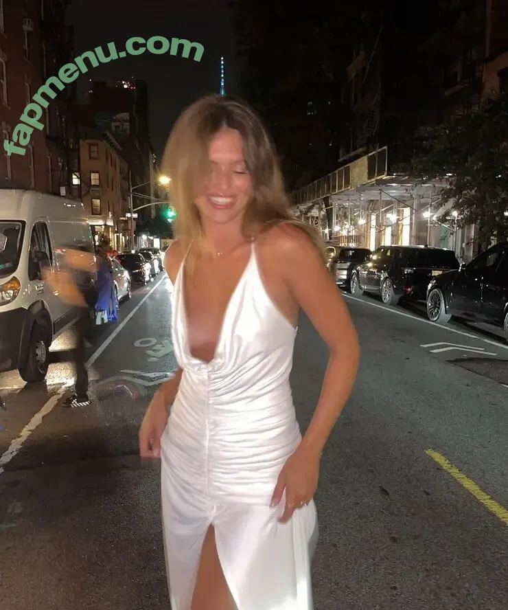Sofie Rovenstine nude photo #0007 (sofie_rovenstine)