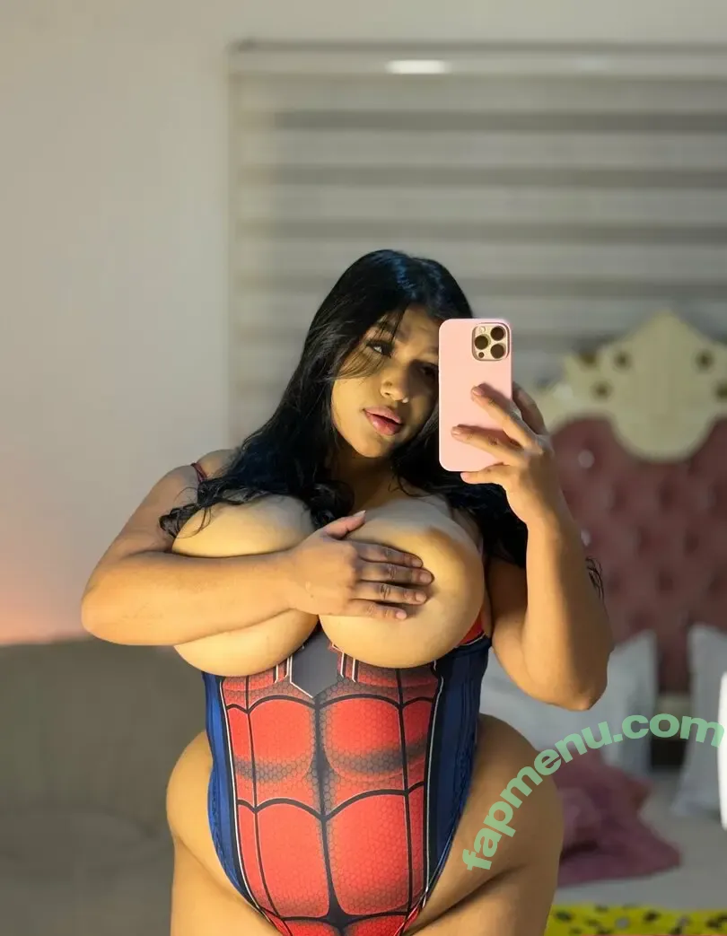 sofiecasey nude photo #0038 (soficasey)