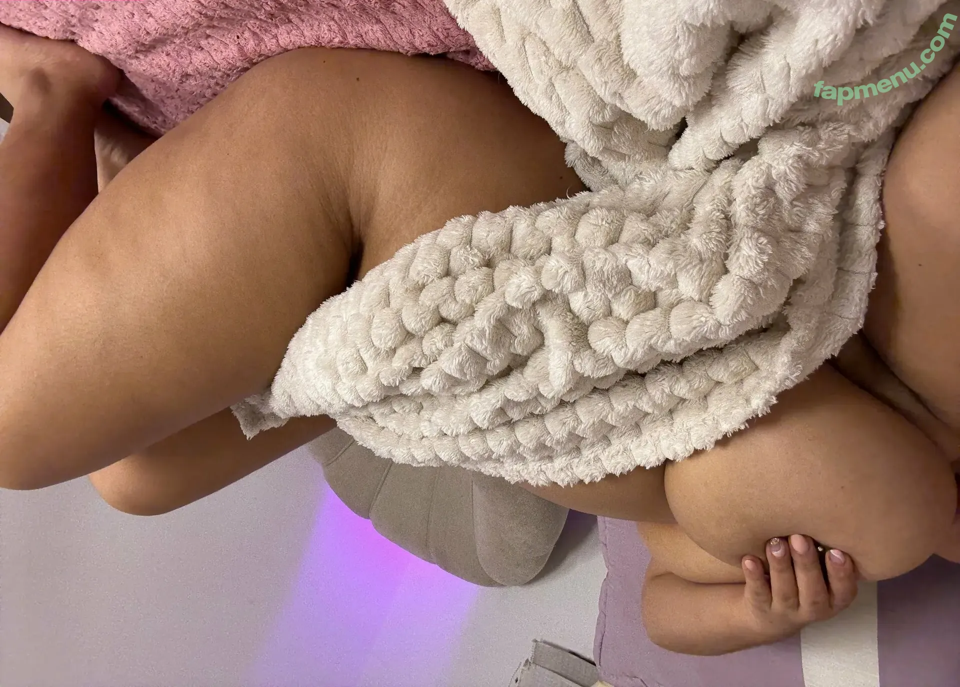 sofiecasey nude photo #0068 (soficasey)
