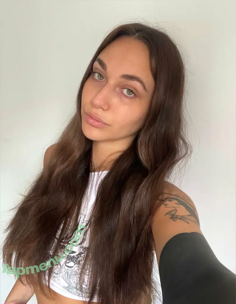 sofiiaflores nude photo #0004 (sofiafloressem)