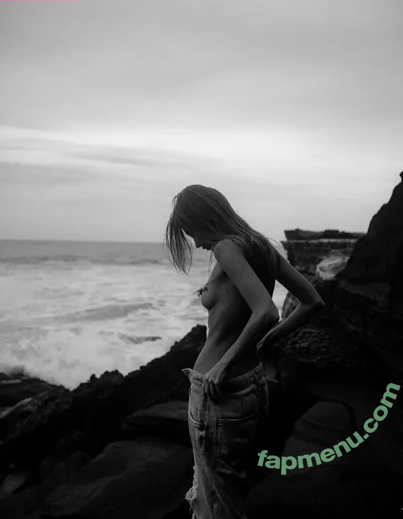 Sofiimarvel nude photo #0029 (Sofiimarvel)