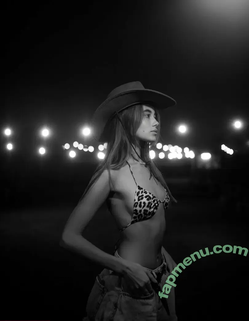 Sofiimarvel nude photo #0030 (Sofiimarvel)