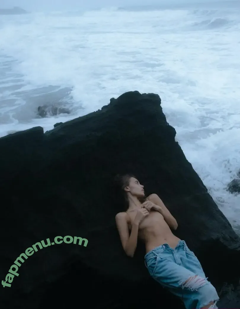 Sofiimarvel nude photo #0033 (Sofiimarvel)