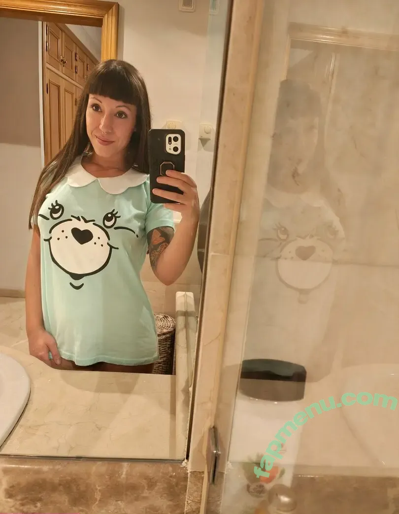 sofimoraxxx nude photo #1176 (sofimorax_x)