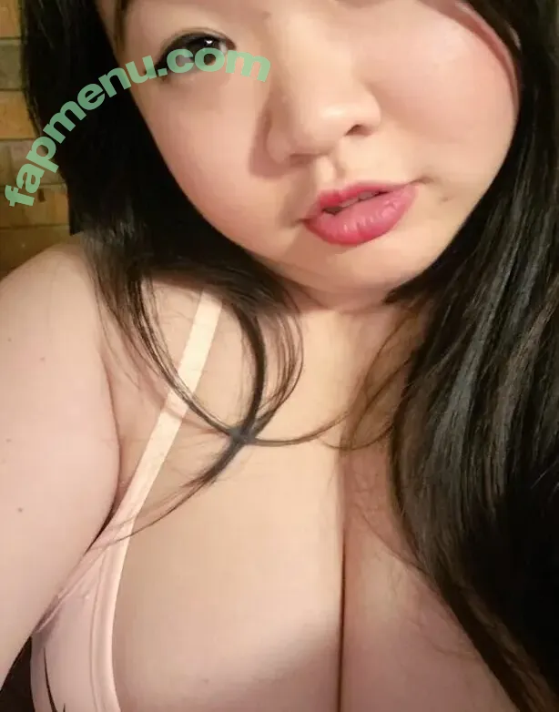 SofterSophie nude photo #0001 (Sophie-Chan)