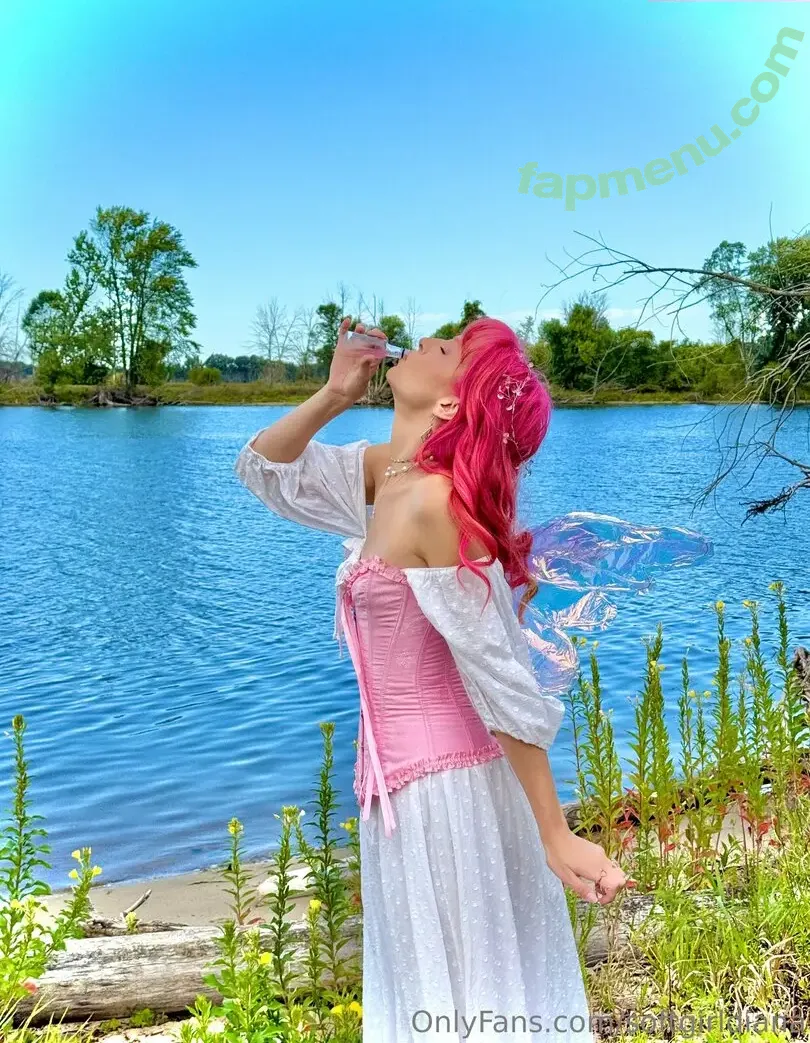 softgirldiana nude photo #0105 (softgirldiana)