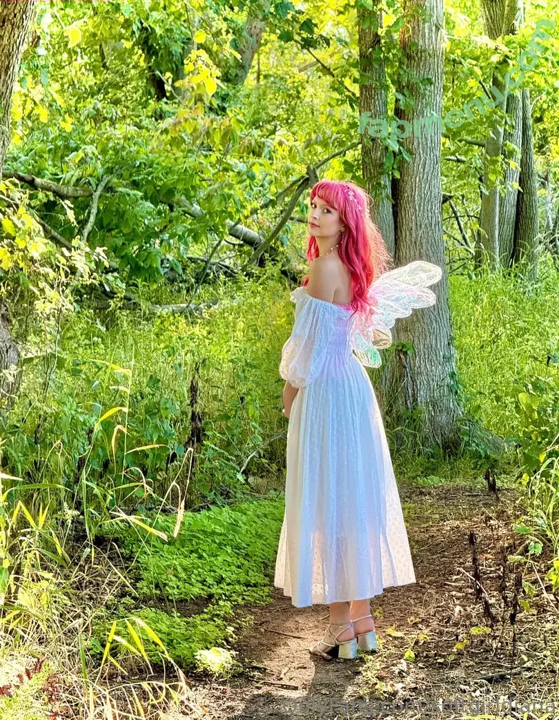 softgirldiana nude photo #0118 (softgirldiana)