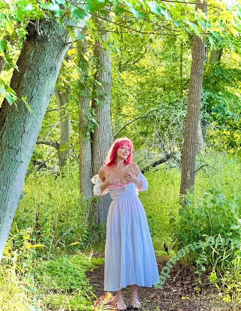 softgirldiana nude photo #0119 (softgirldiana)