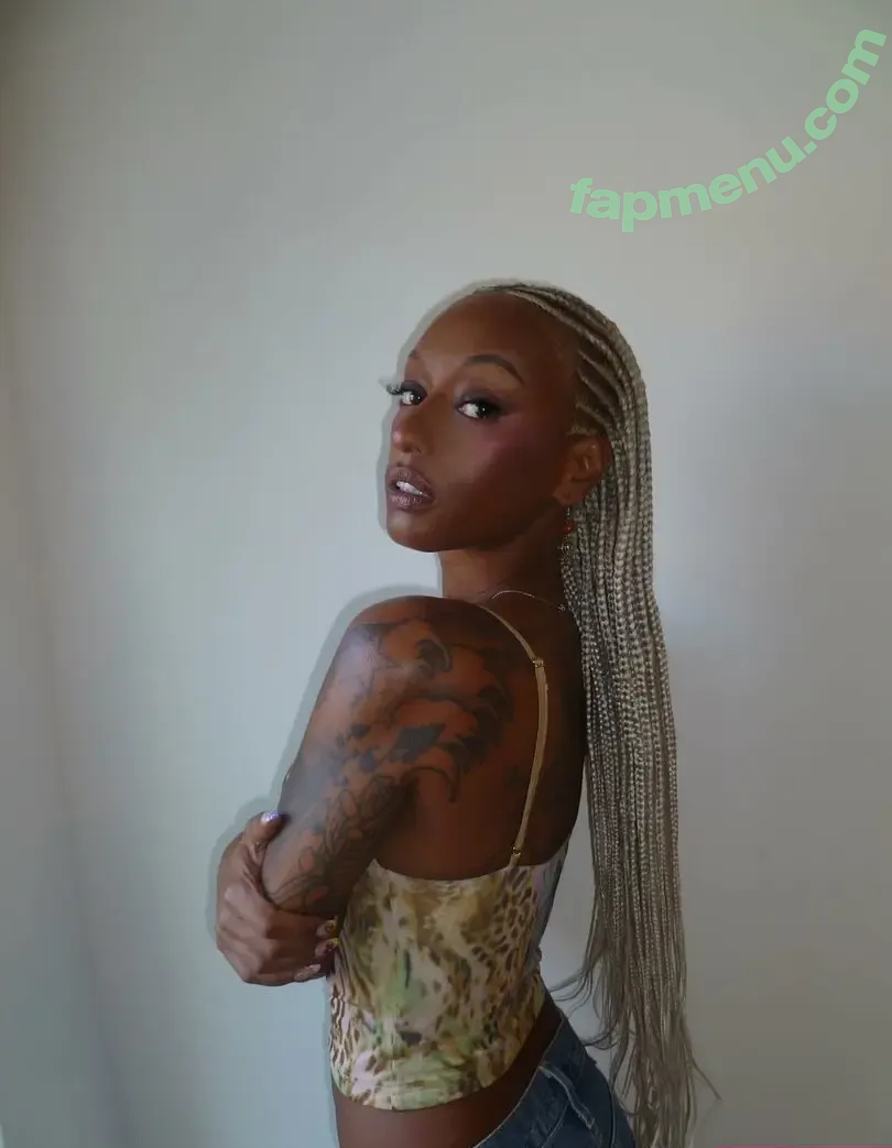 softnunu nude photo #0049 (Nura)