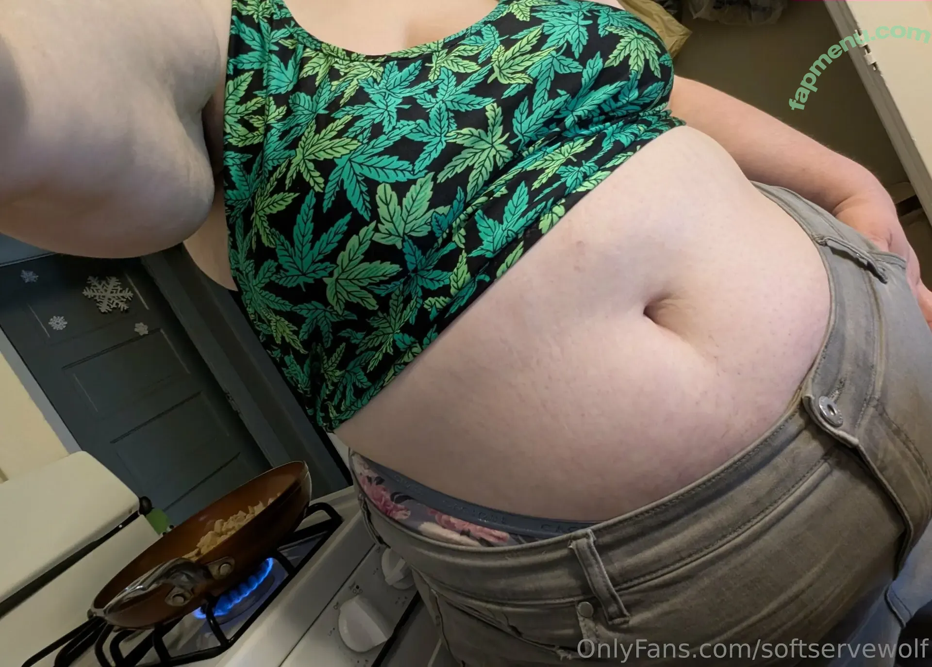 softservewolf nude photo #0012 (softserve_people)