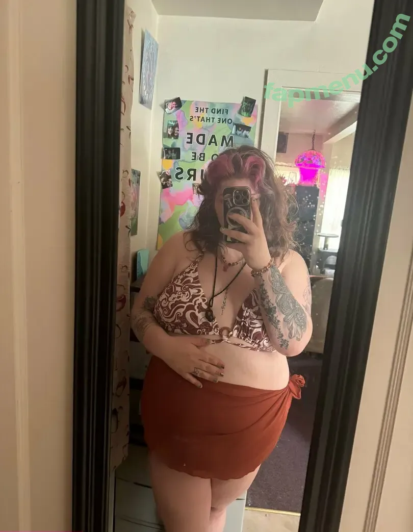 softsuzzie nude photo #0004 (sofuzzie)