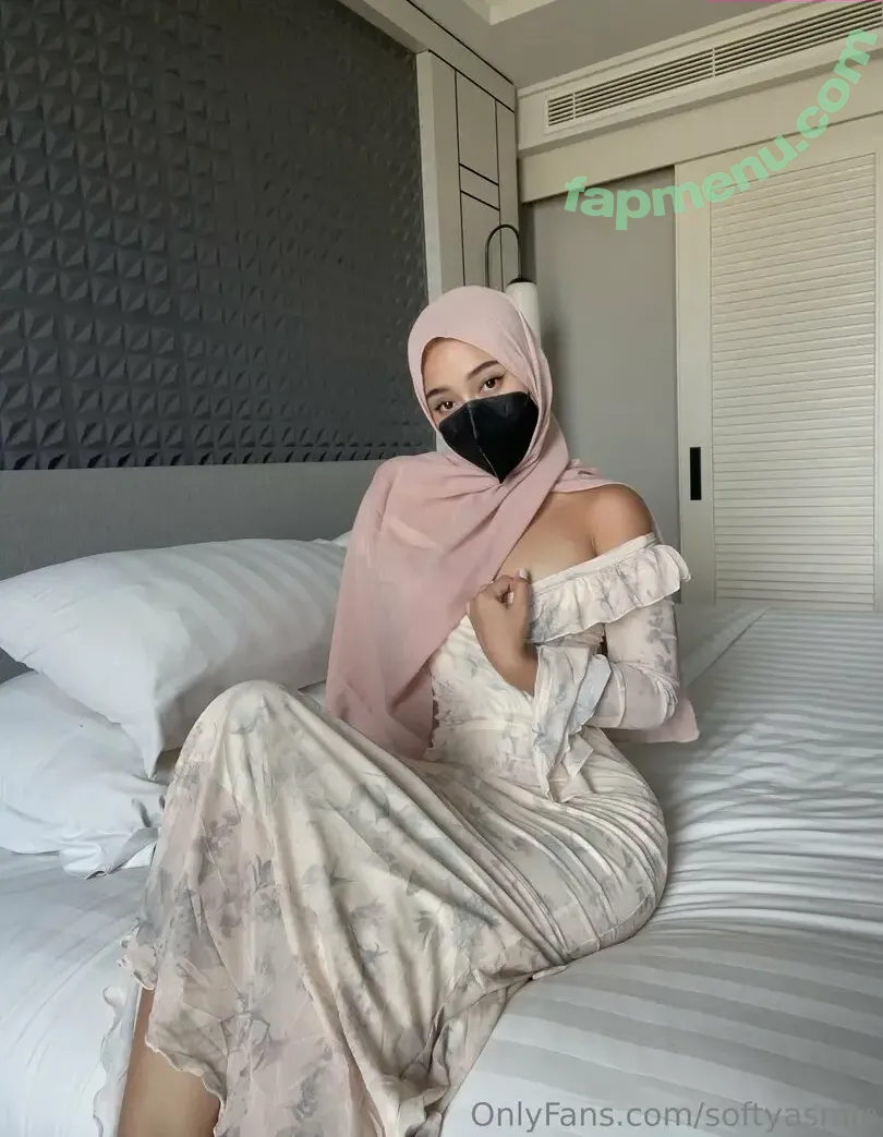 softyasmin nude photo #0057 (softyasmin)