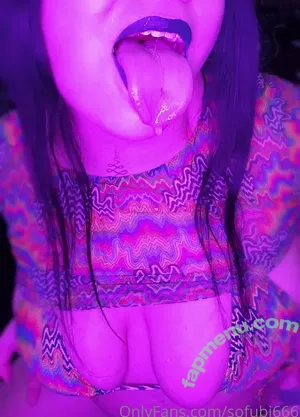 sofubi666 / sofubi_sales_fuck_your_mother nude photo #0011