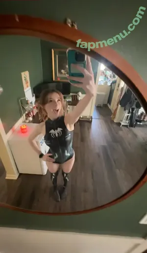 Soggyalien22 / soggyalien nude photo #0004