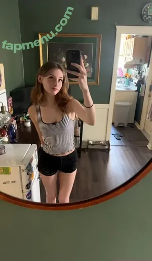 Soggyalien22 / soggyalien nude photo #0156