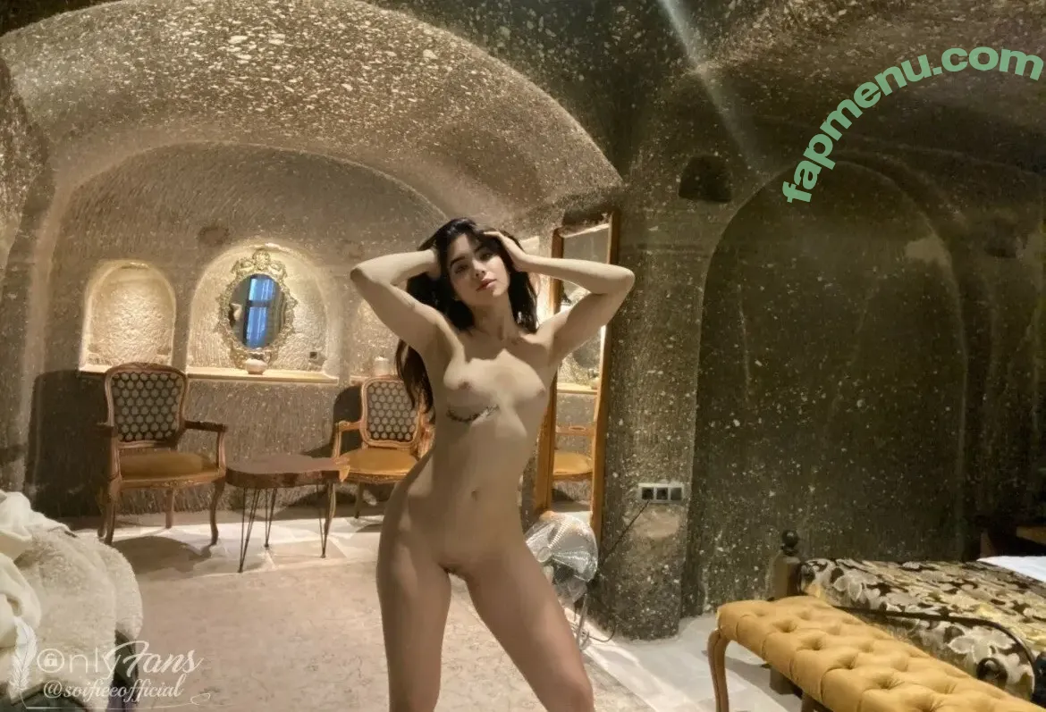 Soifiee nude photo #0003 (Soifiee)