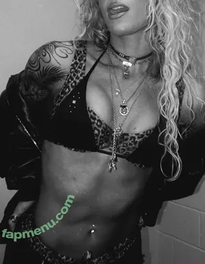 Sol Ruca / SolRucaWWE / sol.surfer / solrvca nude photo #0861