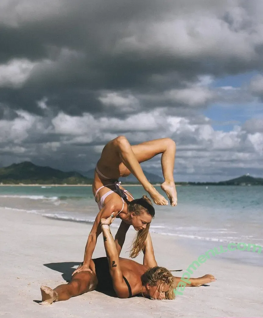 Sol Ruca nude photo #0223 (solrucawwe / solrvca)