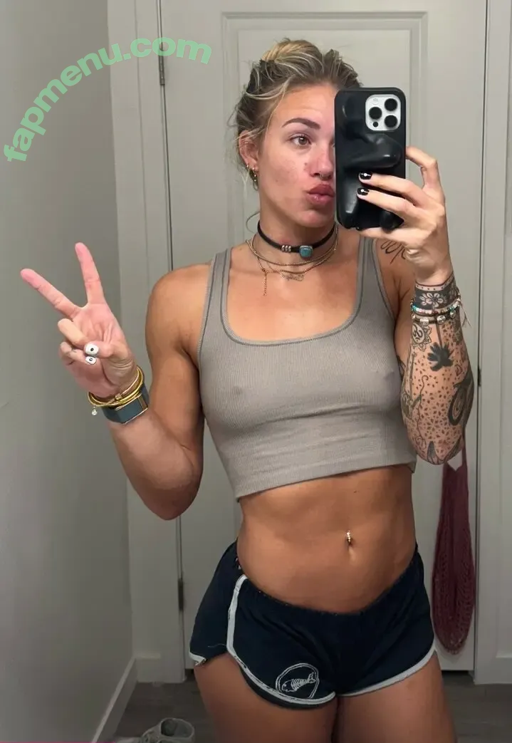 Sol Ruca nude photo #0515 (solrucawwe / solrvca)