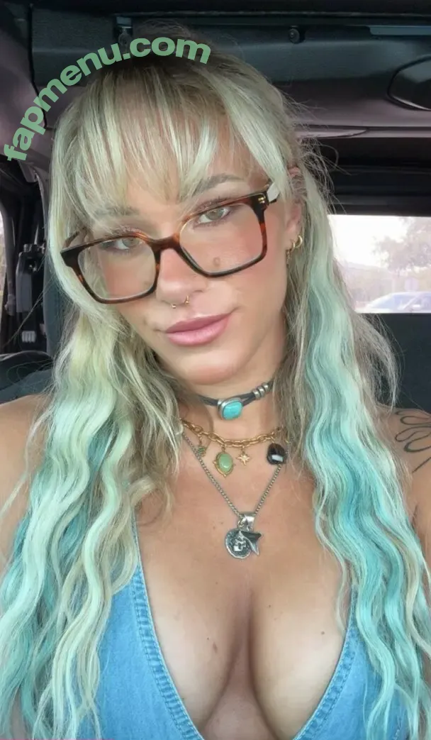 Sol Ruca nude photo #0602 (solrucawwe / solrvca)