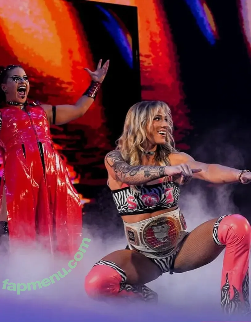 Sol Ruca nude photo #0764 (solrucawwe / solrvca)