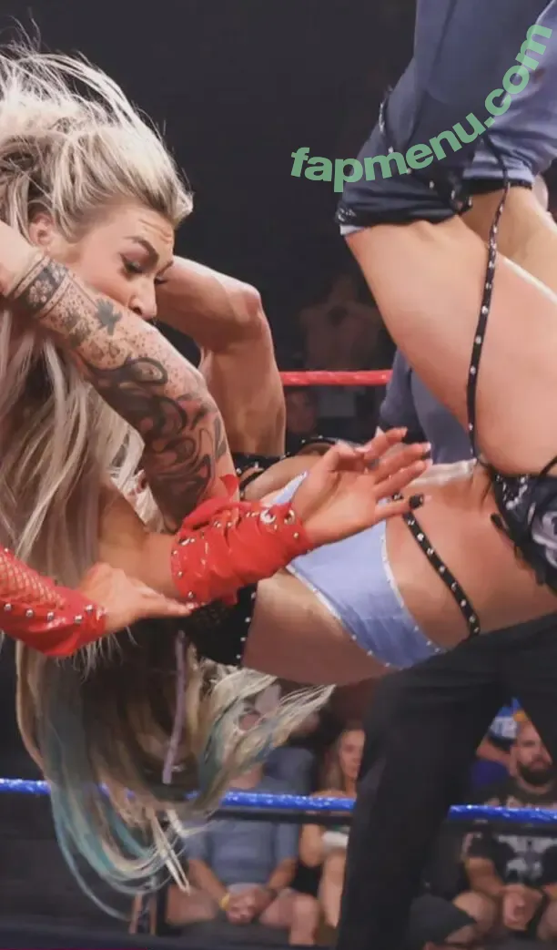 Sol Ruca nude photo #0776 (solrucawwe / solrvca)