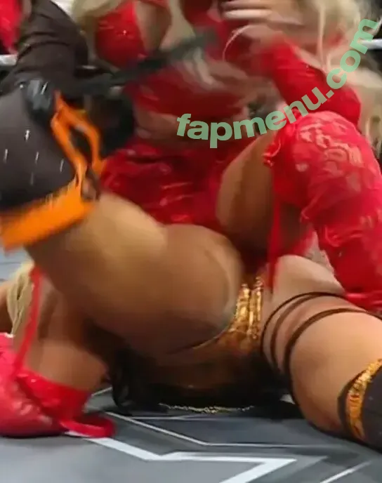 Sol Ruca nude photo #0793 (solrucawwe / solrvca)