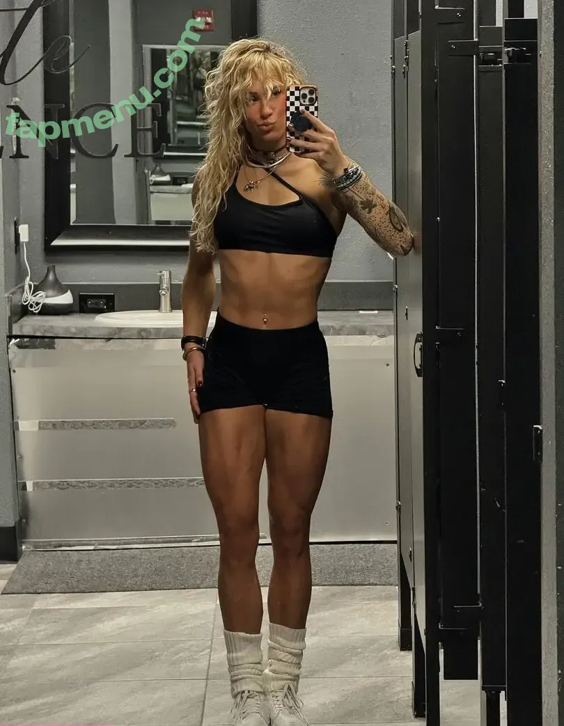 Sol Ruca nude photo #0812 (solrucawwe / solrvca)